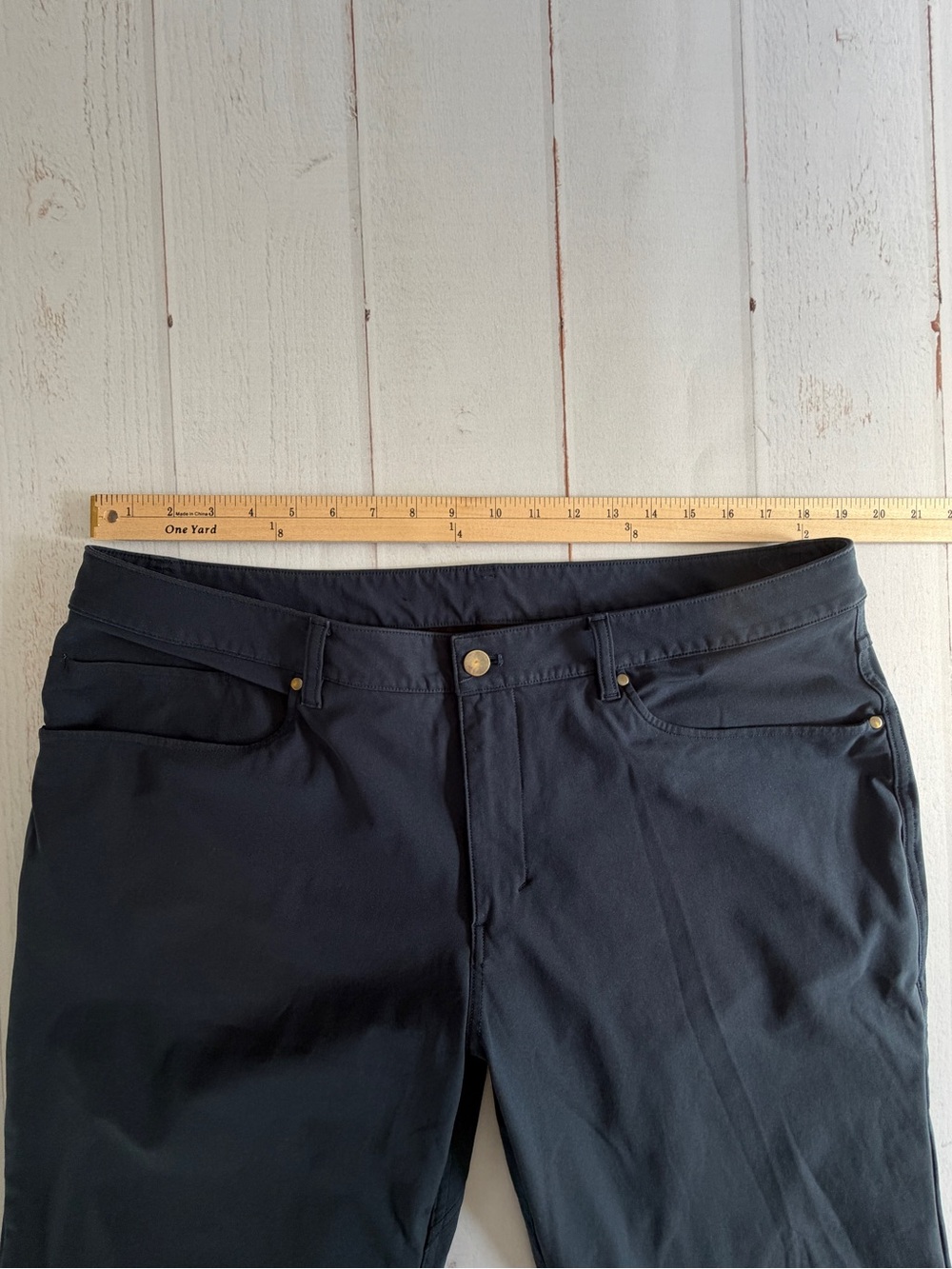 Lululemon Navy Utilitech 7/8 Men’s Golf Stretch S 38 Cropped Performance Travel - Picture 5 of 10